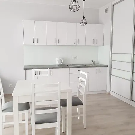 - 17 Apartamento *